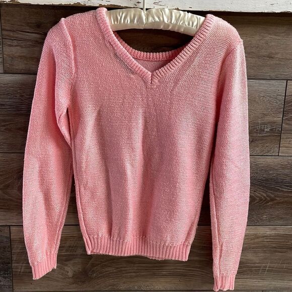 RETROSPECTIVE Women’s Pink Vneck Sweater  Size Small Barbiecore Coquette Girl - Picture 2 of 7